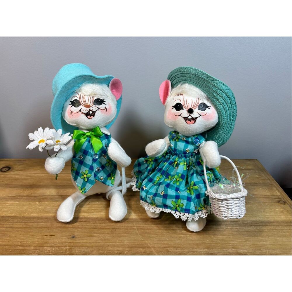 Annalee 10” Easter Spring white mice boy girl set 2008